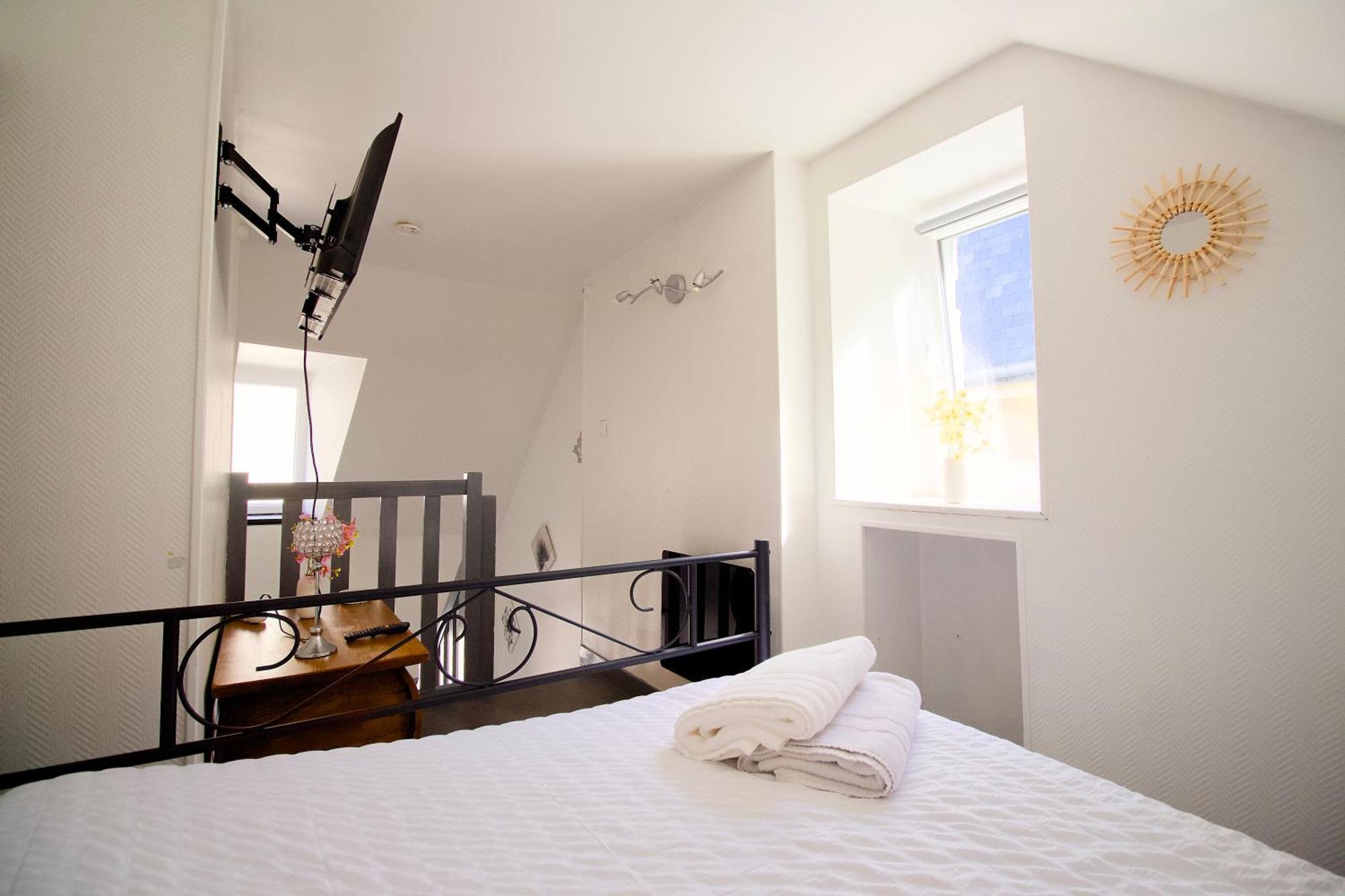 Petit Duplex Lumineux, Hyper Centre A 2 Pas Du Port, Intendance Luxury Host Cherbourg-en-Cotentin Exterior photo